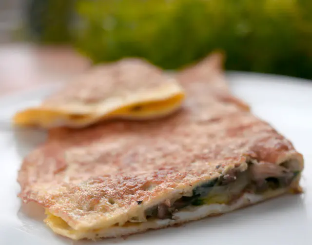 Amerikansk omelet - æggekage - med fyld
