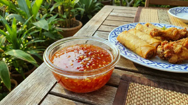 Dipsauce til kylling og friteret mad (Nam Jim Gai)