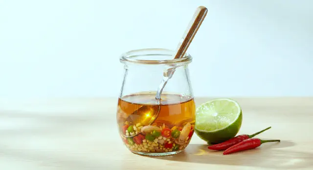 Fiskesauce og chili-tilbehør (Prik Nam Pla)
