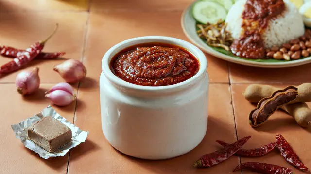Sambal Tumis (Malaysisk Wokstegt Chilipasta)