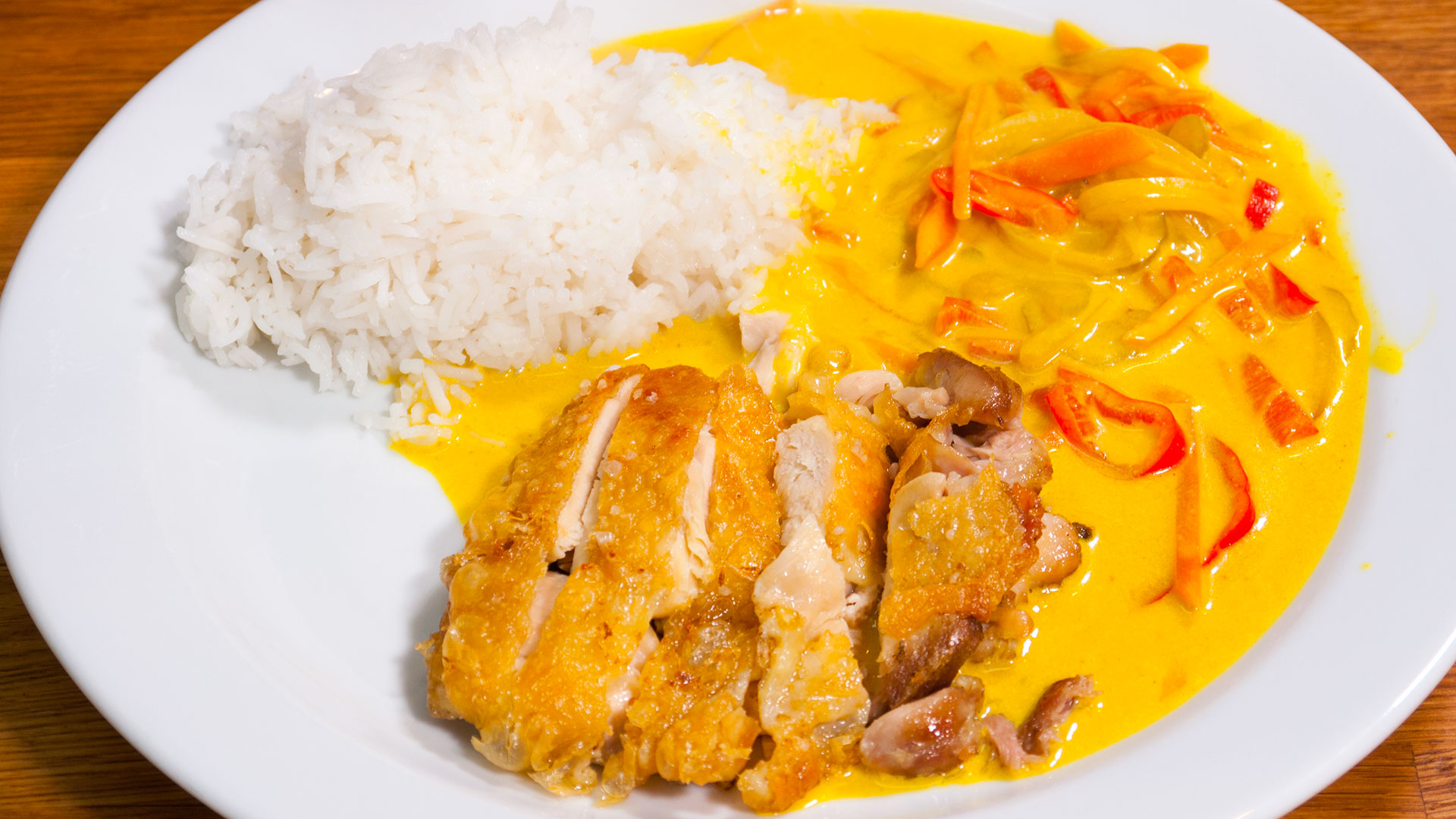 Sprødstegt kyllingelår - i asiatisk stil