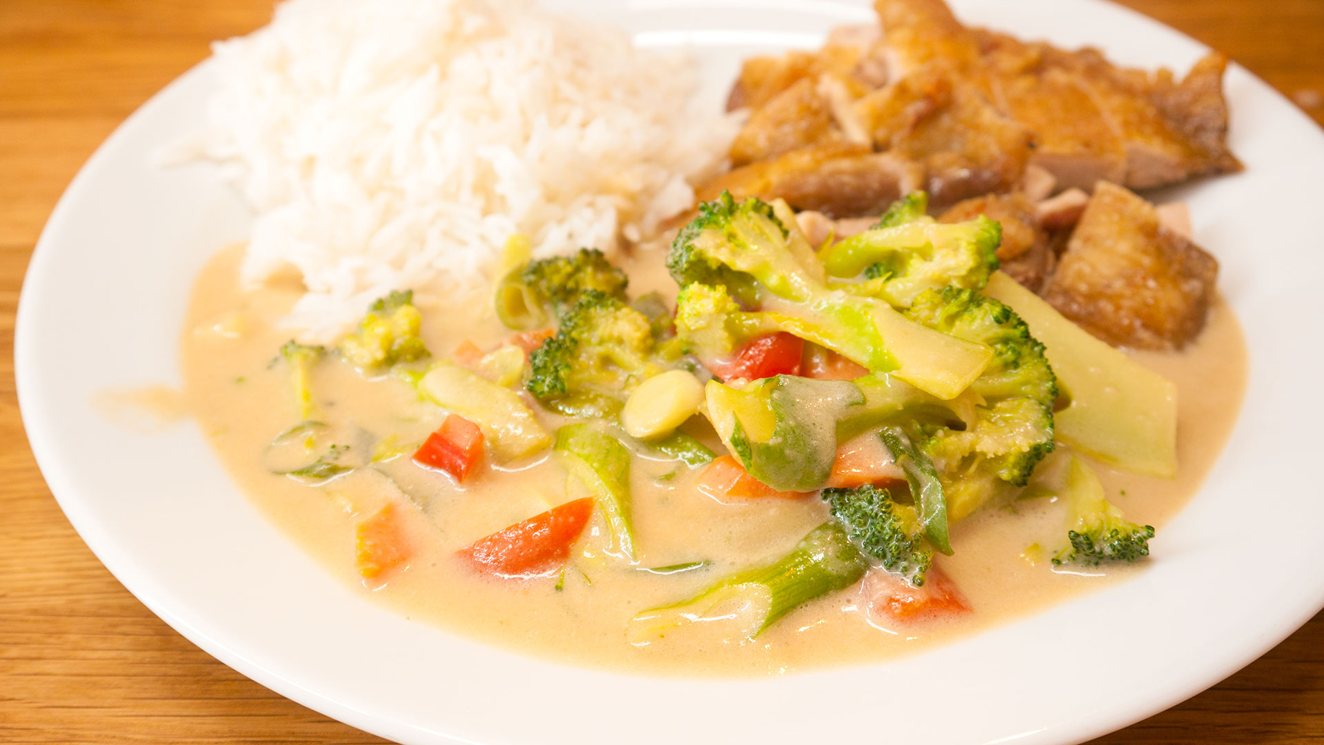 Vietnamesisk peanut og kokos sauce